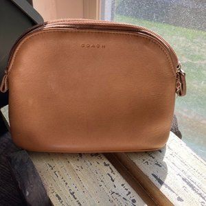 Vintage Coach Tan Leather Legacy Zip Coin/Cosmetic Purse